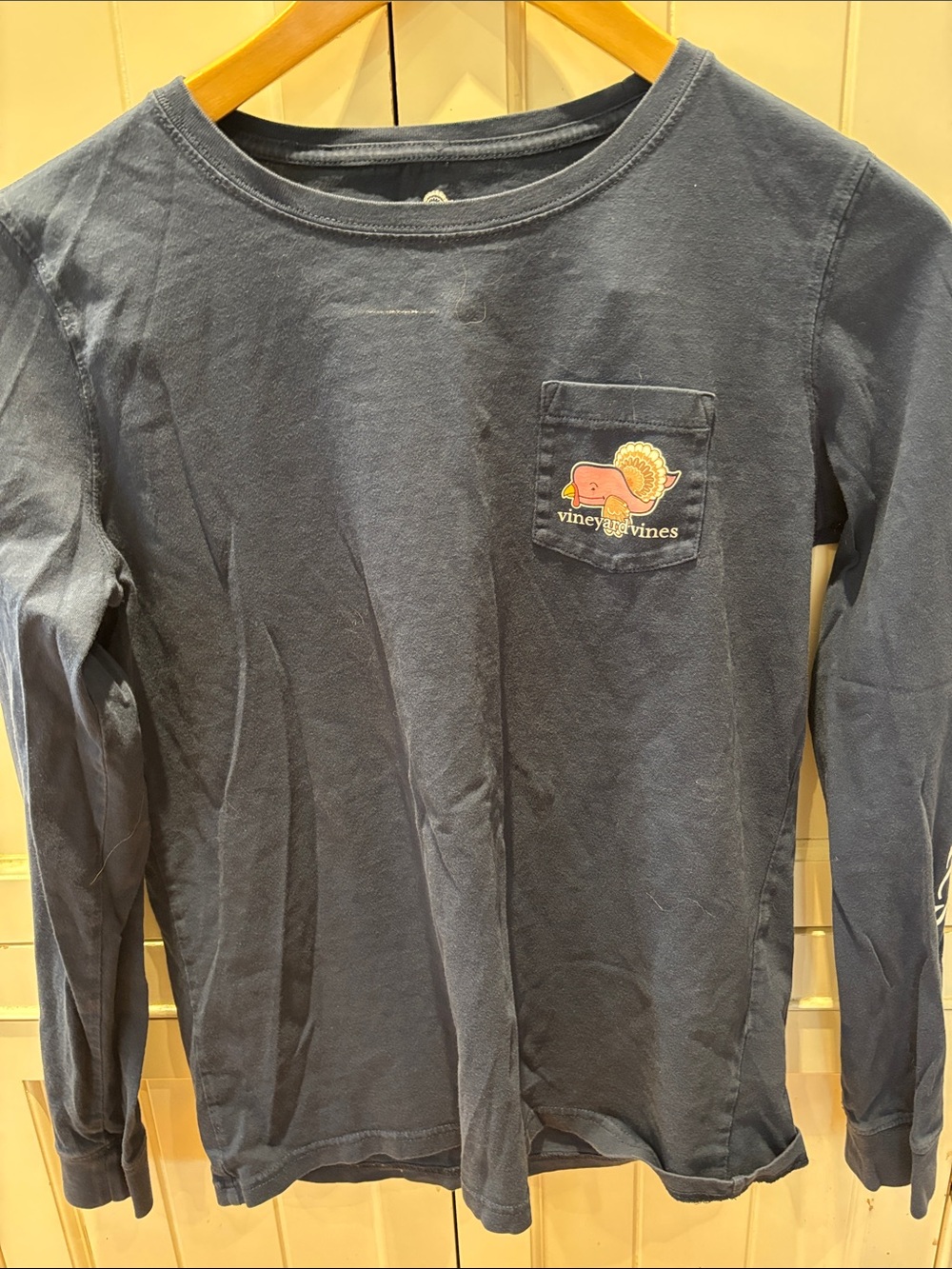Vineyard Vines XS Navy Long-Sleeve Pocket Tee with Thanksgiving Themed Whale